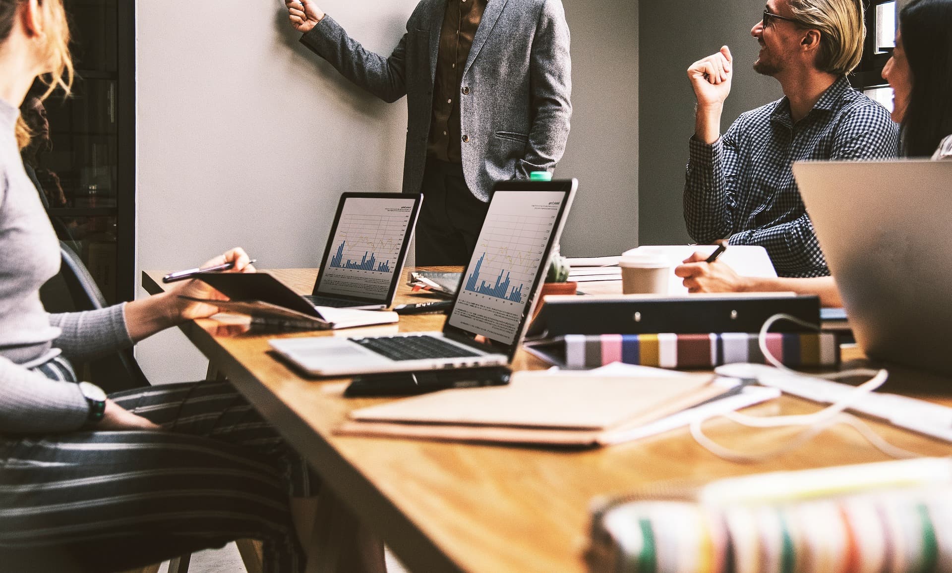 CV or Resume for UAE Jobs: What Gulf Employers Actually Expect